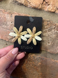 Daisy earrings