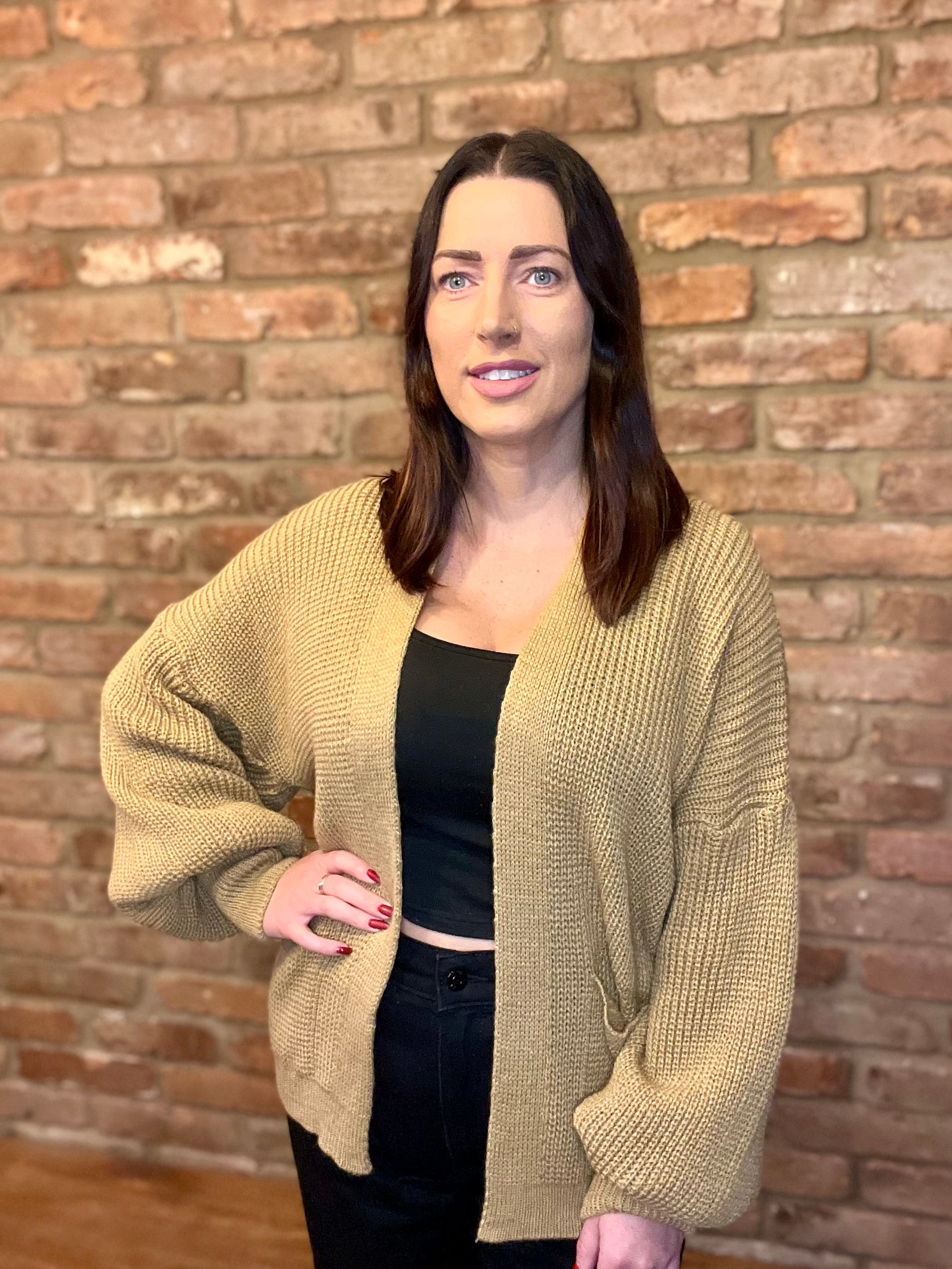 Short Knitted Cardigan