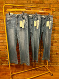 Loose fitting denim jeans