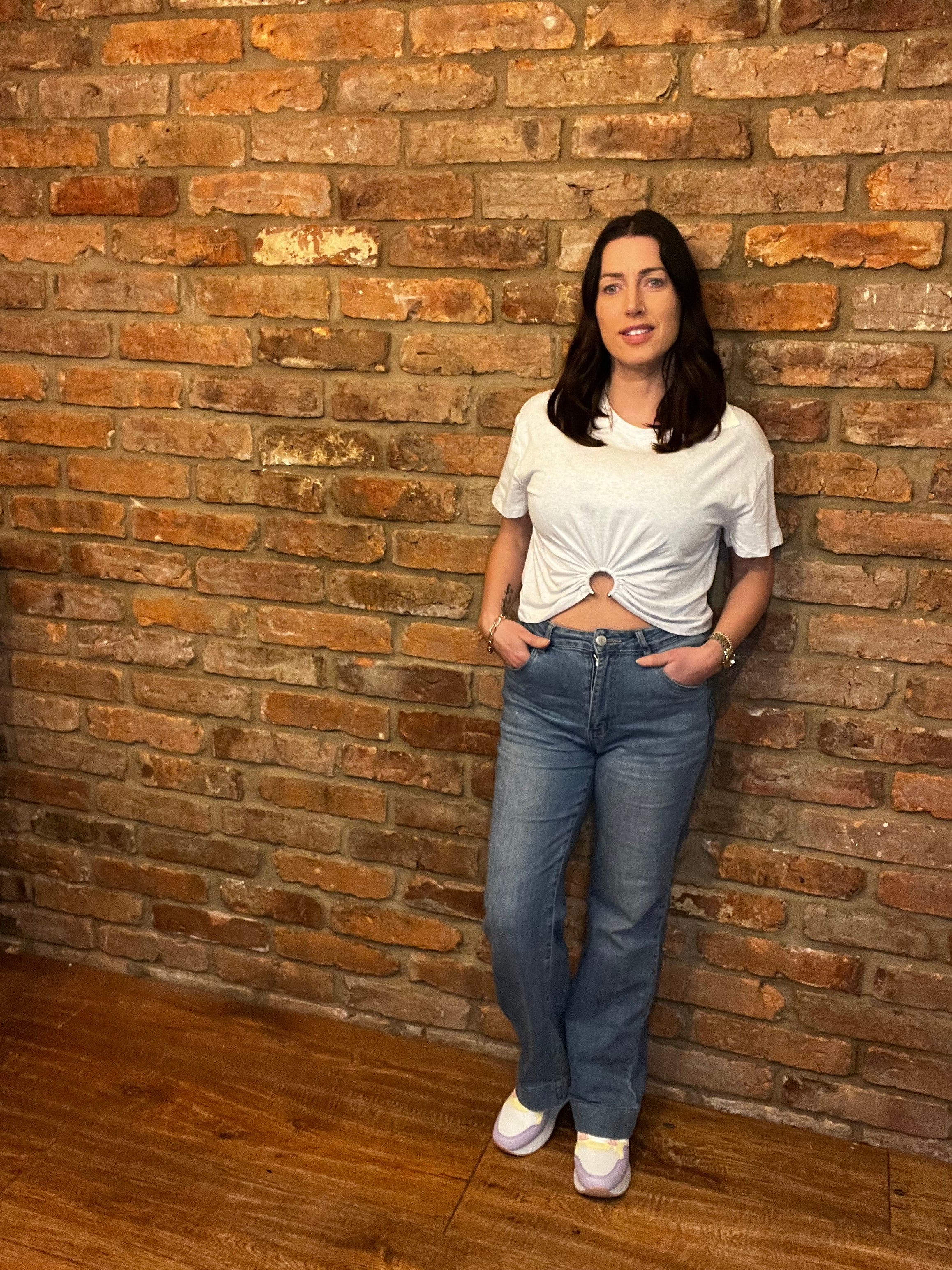 Grey cropped t shirt with hoop detail