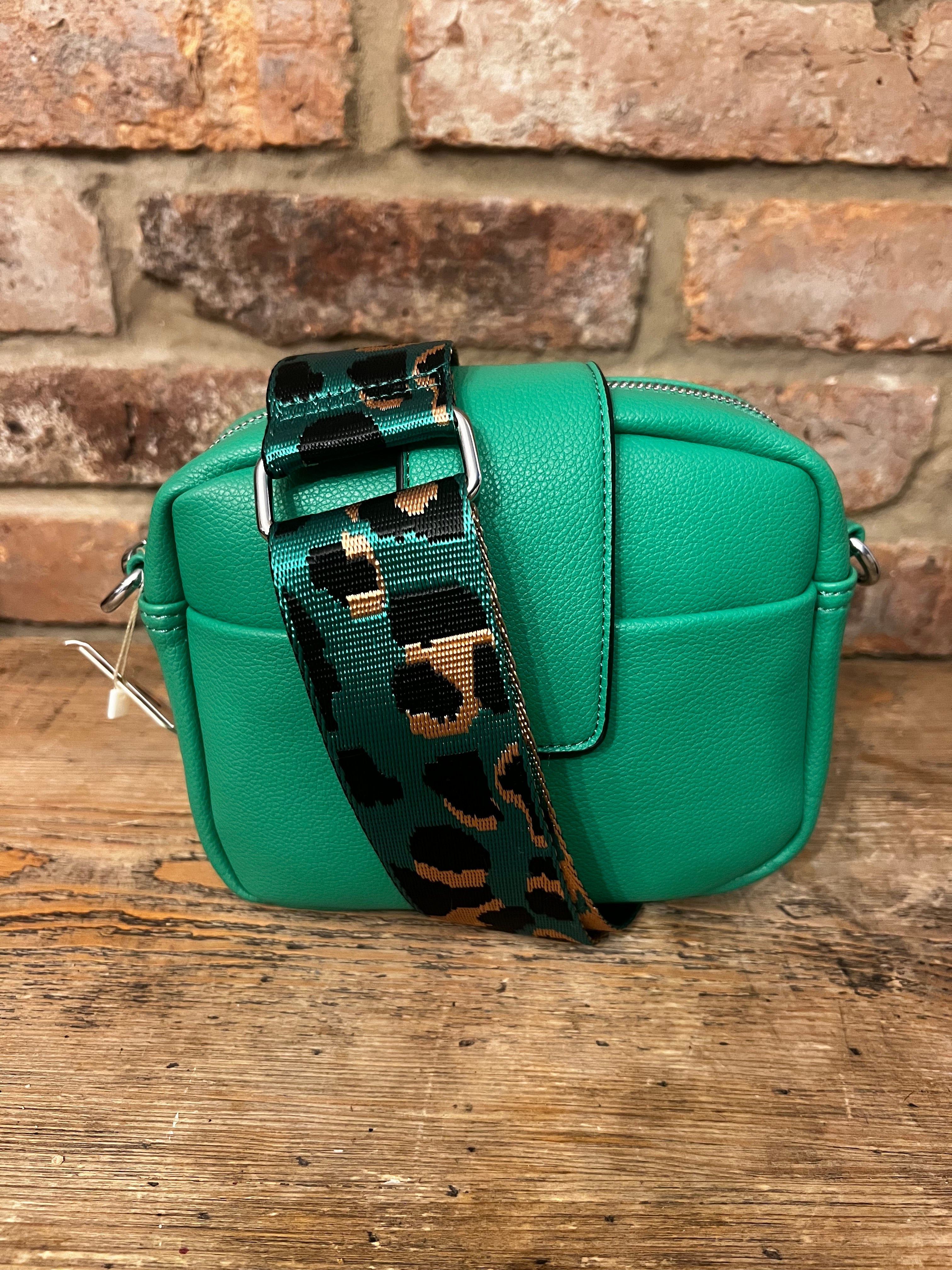 Crossbody handbags with matching straps